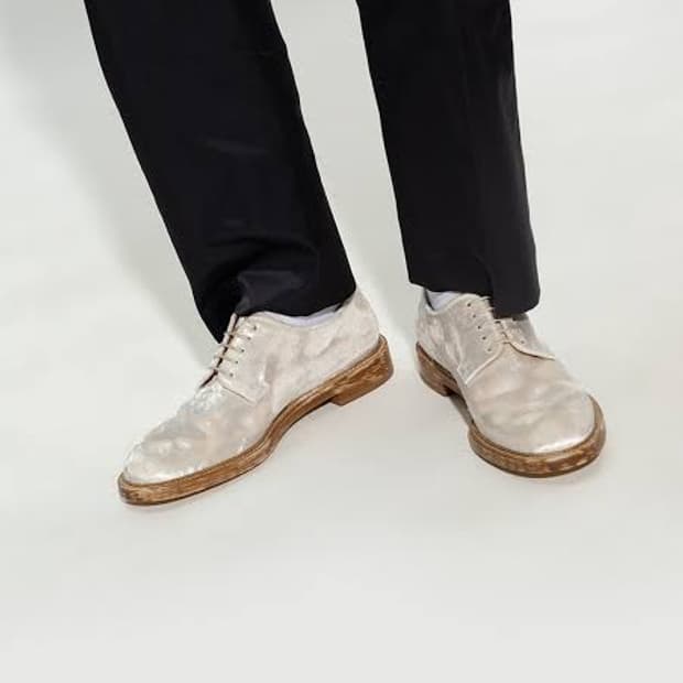 마르지엘라 벨벳 데미지드 더비 슈즈