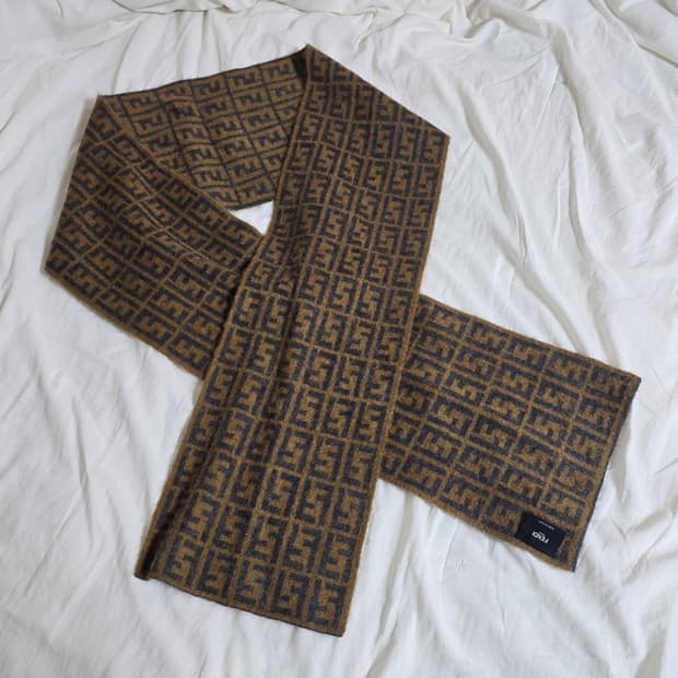 펜디 머플러 모헤어+ 알파카