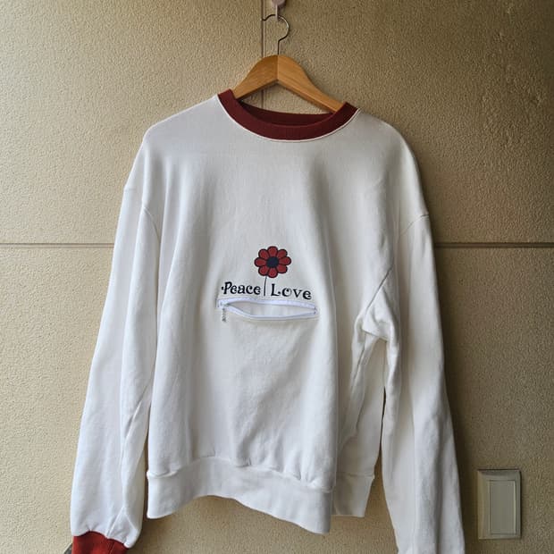 (4) 캐피탈 지퍼포켓 맨투맨