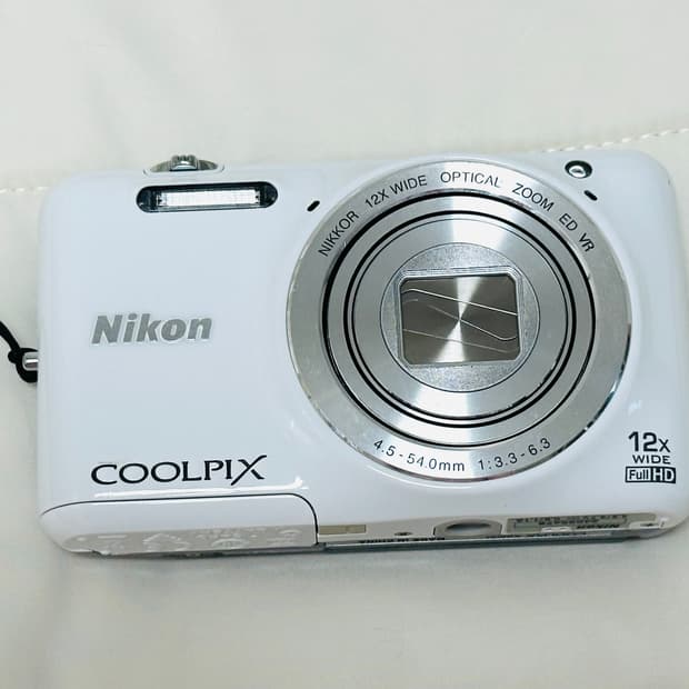 니콘 쿨픽스 Coolpix S6600 디카 (셀카가능!)