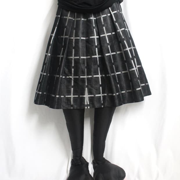 Glossy cross pattern gothic skirt