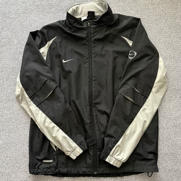나이키 바람막이