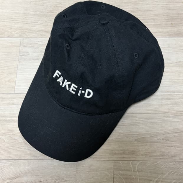 아이디어 fake id 볼캡