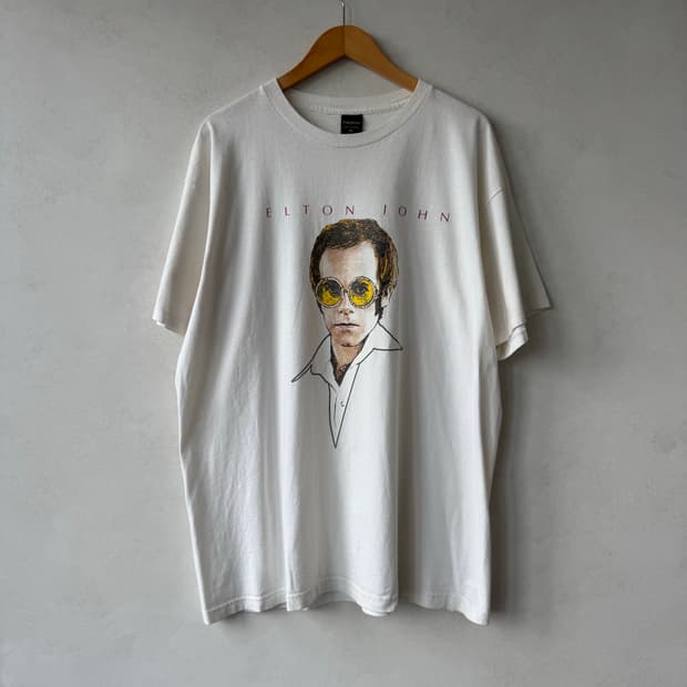2002 Elton John Tee 