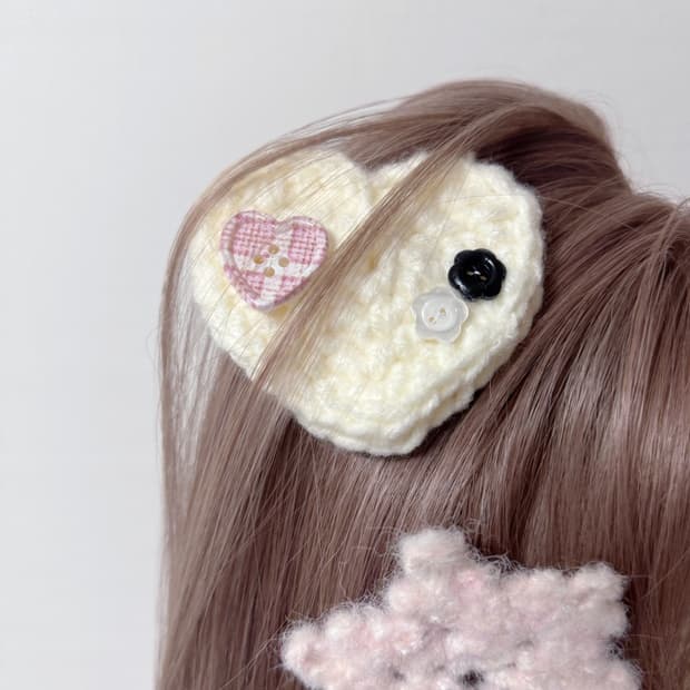 하트 단추 뜨개 머리핀
