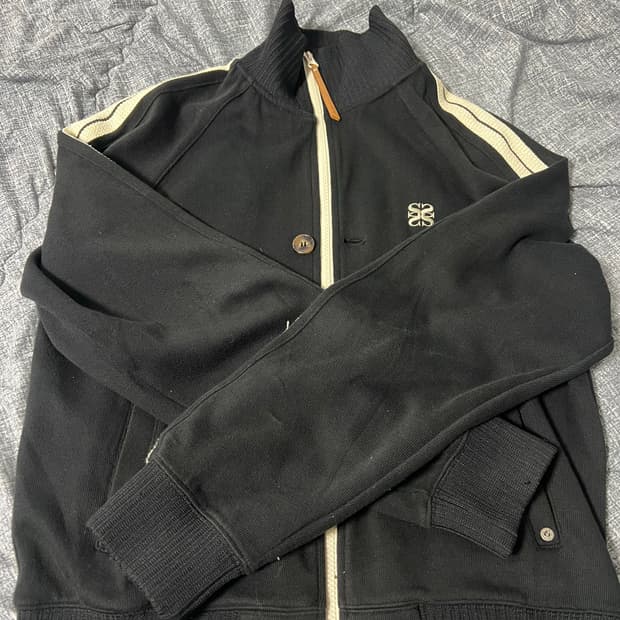 새터 트랙탑 판매합니다