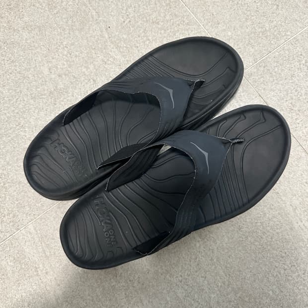 호카 리커버리 플립 쪼리 