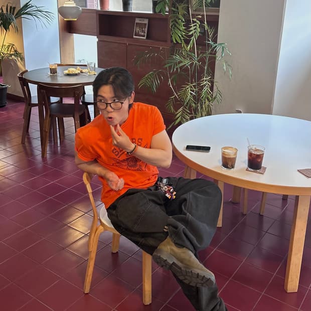 Neighborhood slumbers t-shirts