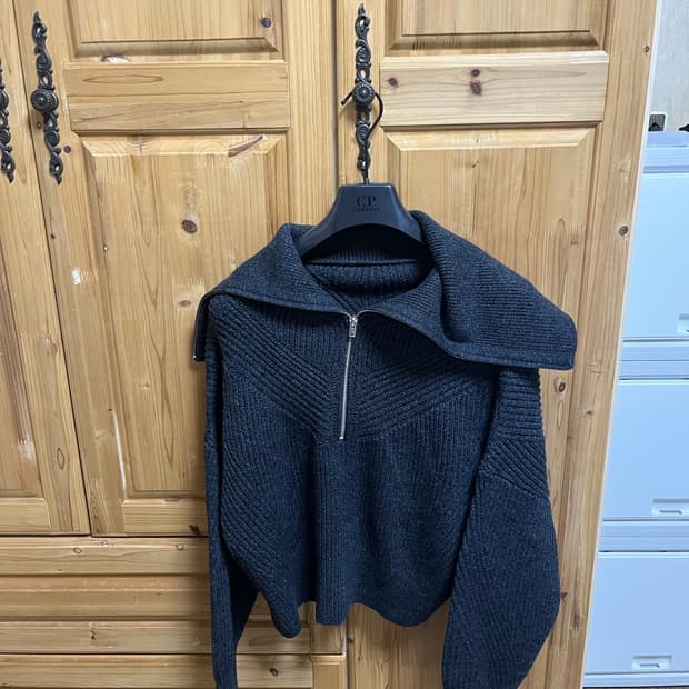 IRO 이로 지퍼 터틀넥 니트