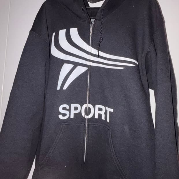 요리스포츠 후드집업 팝니다