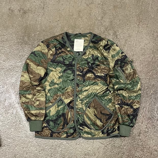 알파인더스트리 밀리터리 퀼팅 자켓 (100)