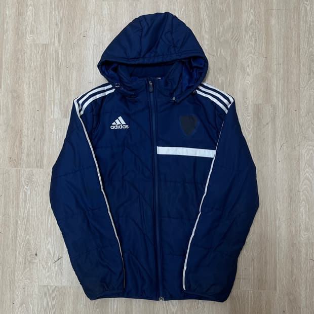아디다스 삼선 사이드라인 로고 다운 후드점퍼 M(95)