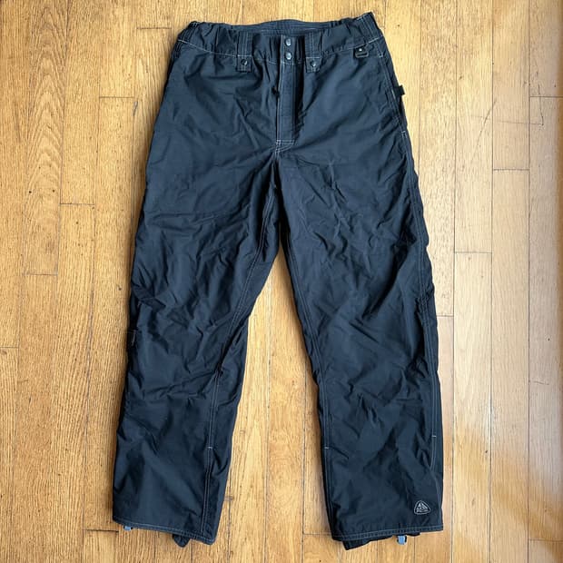 Nike ACG storm stopper pants