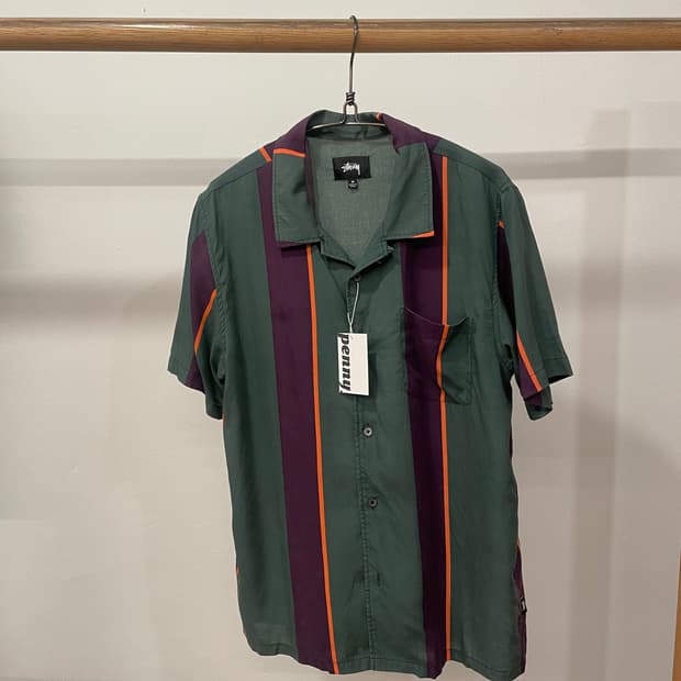 STUSSY HALF SHIRT