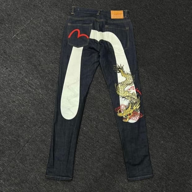 에비수 백로고 데님 자수 팬츠