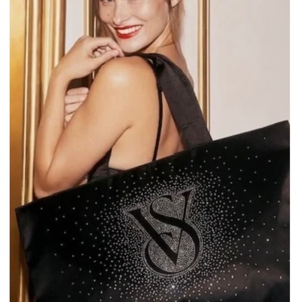 빅토리아 시크릿 Y2K 새틴 토트백 블랙 숄더백 빅백 큐빅 스파클