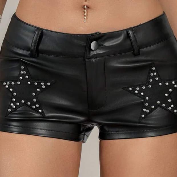 블랙 리벳 레더 반바지 미디움 
