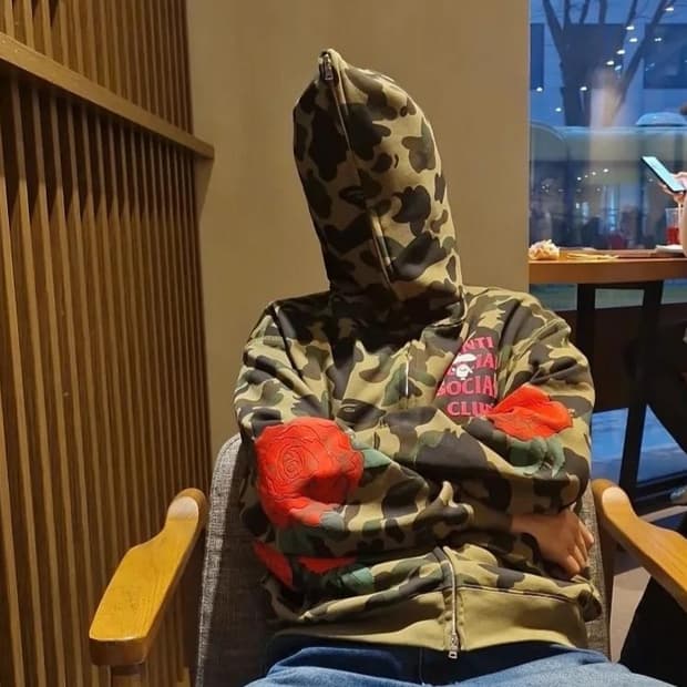 베이프X안티소셜클럽 후드집업