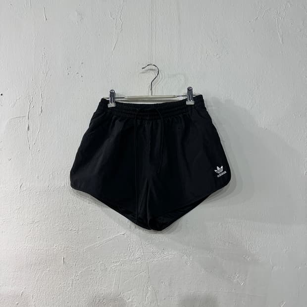 아디다스 숏팬츠 여성S