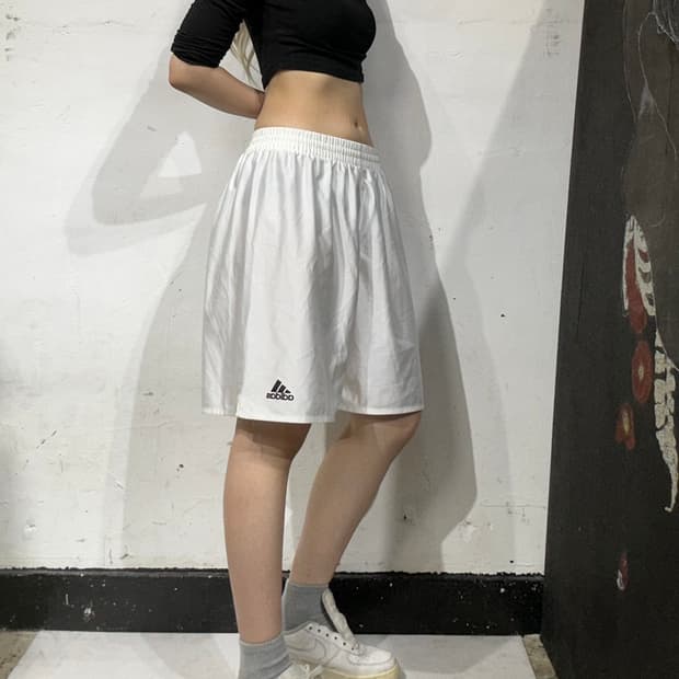 90s 아디다스 화이트 버뮤다 스포티 하프 팬츠 추리닝 반바지 L