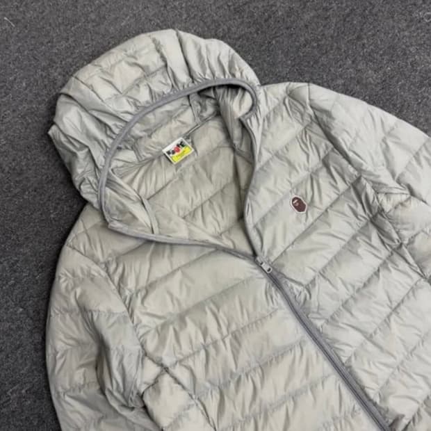 베이프 경량패딩