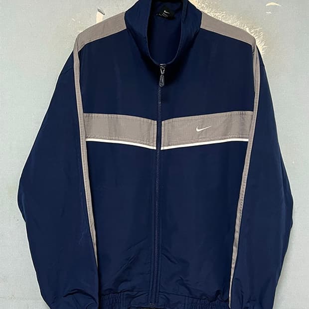NIKE 나이키 남자 바람막이점퍼 춘츄 올드스쿨룩 L 100