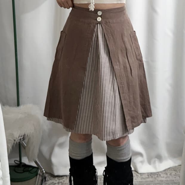 브라운 레이어드 미디 스커트
