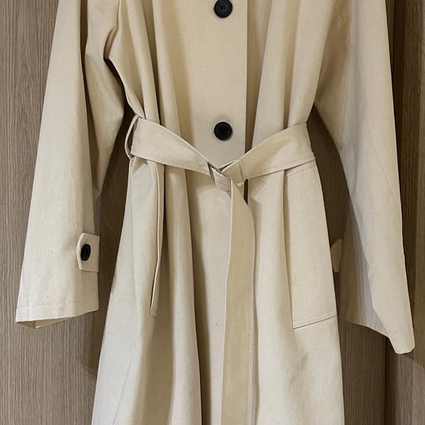 유노이아 트렌치코트 아이보리