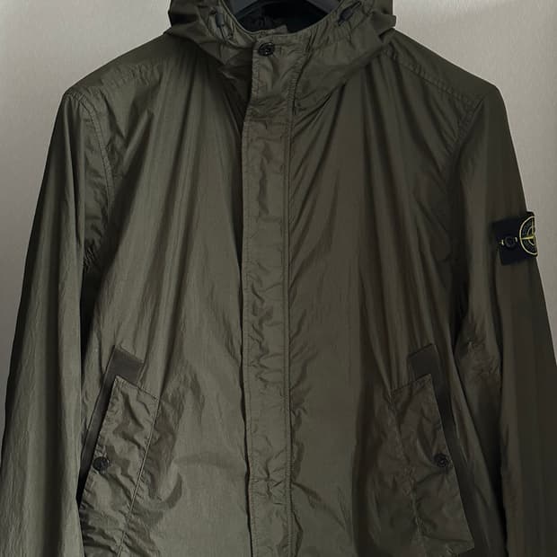 스톤아일랜드 크링클랩스 안티드롭 자켓 25ss L(105)