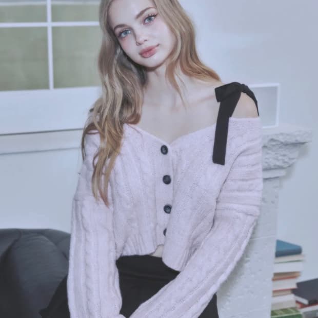 (옷장 정리) 문페어리 샌디 리본 가디건 핑크