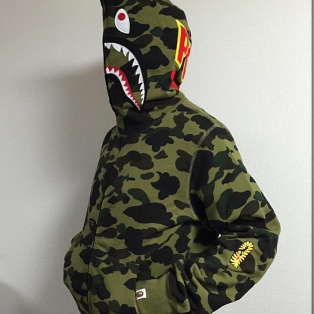 베이프 샤크후드 퍼스트 카모 녹계 3xl