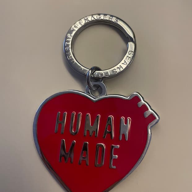 휴먼메이드 베르디 걸스 돈 크라이 키링 레드