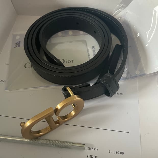 디올 벨트 새상품
