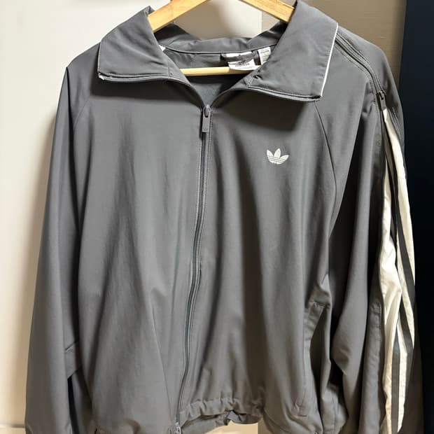 아디다스 아딜레늄 시즌 3 집 트랙탑 그레이 L