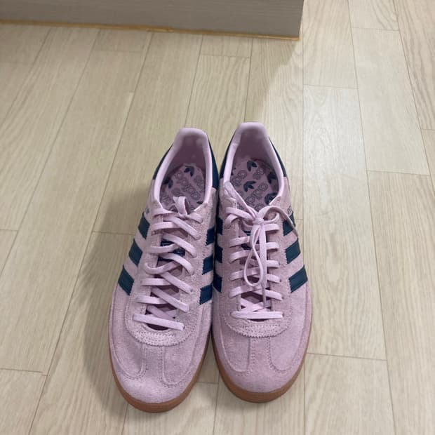 아디다스 스페지알 핑크