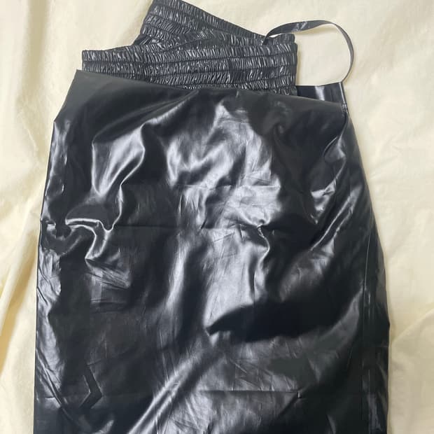 [4] 머듈 파자마 팬츠 글로시 블랙 