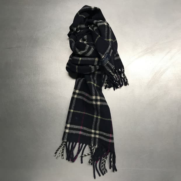 버버리 정품 램스울 머플러 네이비