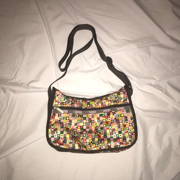 레스포삭 크로스백