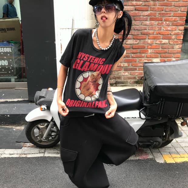 < Hysteric Glamour His Girl T-shirt >