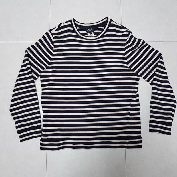 A.P.C. 네이비 스트라이프 긴팔니트 L