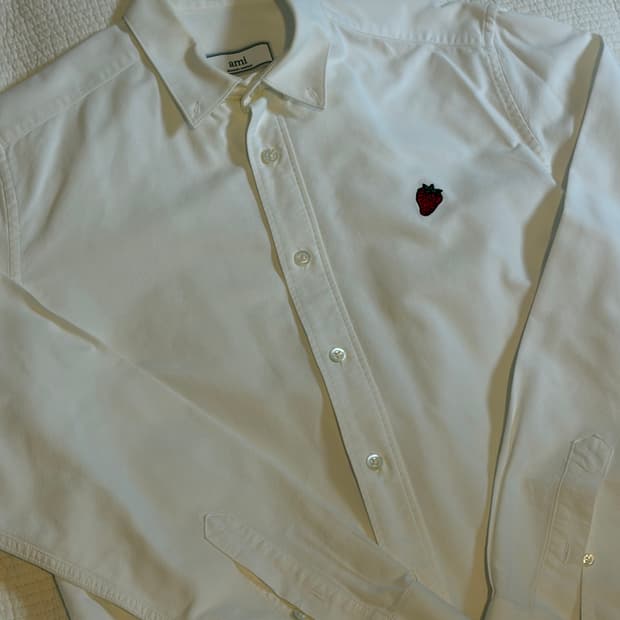 아미 스트로베리 셔츠