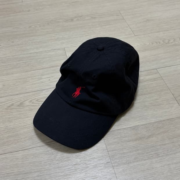 폴로 랄프로렌  블랙 레드포니 볼캡 모자