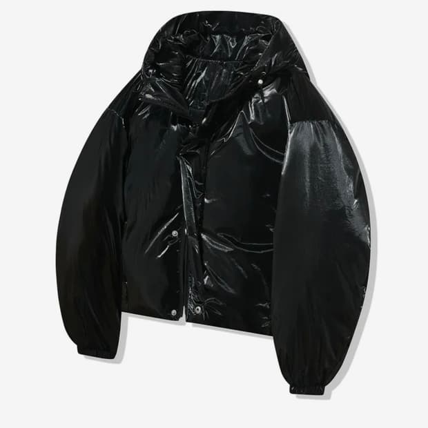 [새상품] 비바브라운 글로시 후드 크롭 패딩