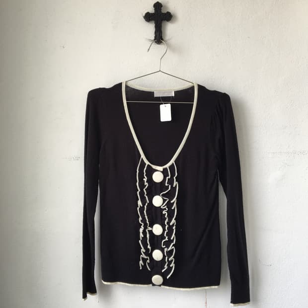Button frill point knit 