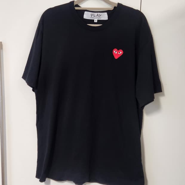 꼼데가르송 플레이 검정 반팔 티셔츠 XL