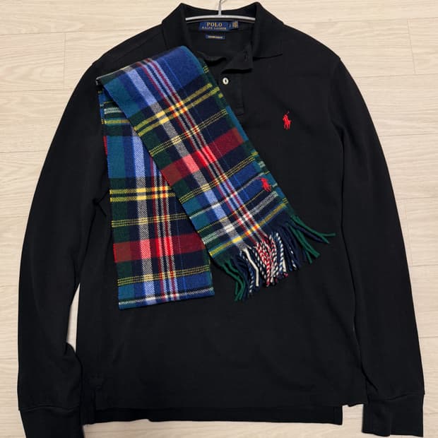 [폴로 랄프로렌] 슬림핏 롱 슬리브 메시 폴로 및 체크 울 머플러