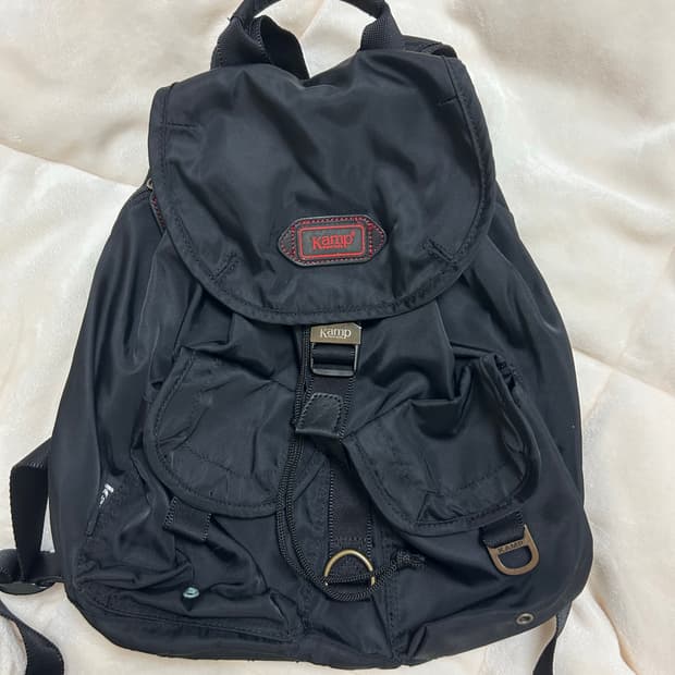 Kamp 검정백팩 