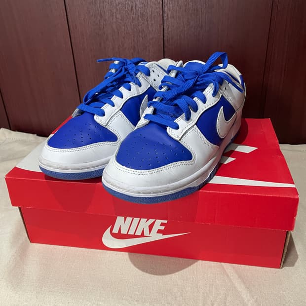 나이키 덩크 로우 레트로 흰파 250mm