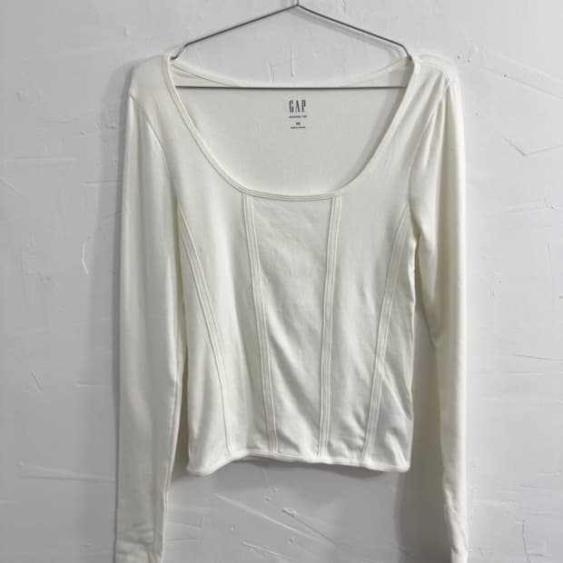 gap slim longsleeve