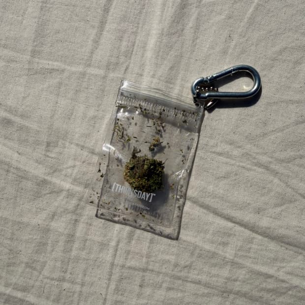 떨스데이 420 마리화나 키링 빌스텍스 바스코